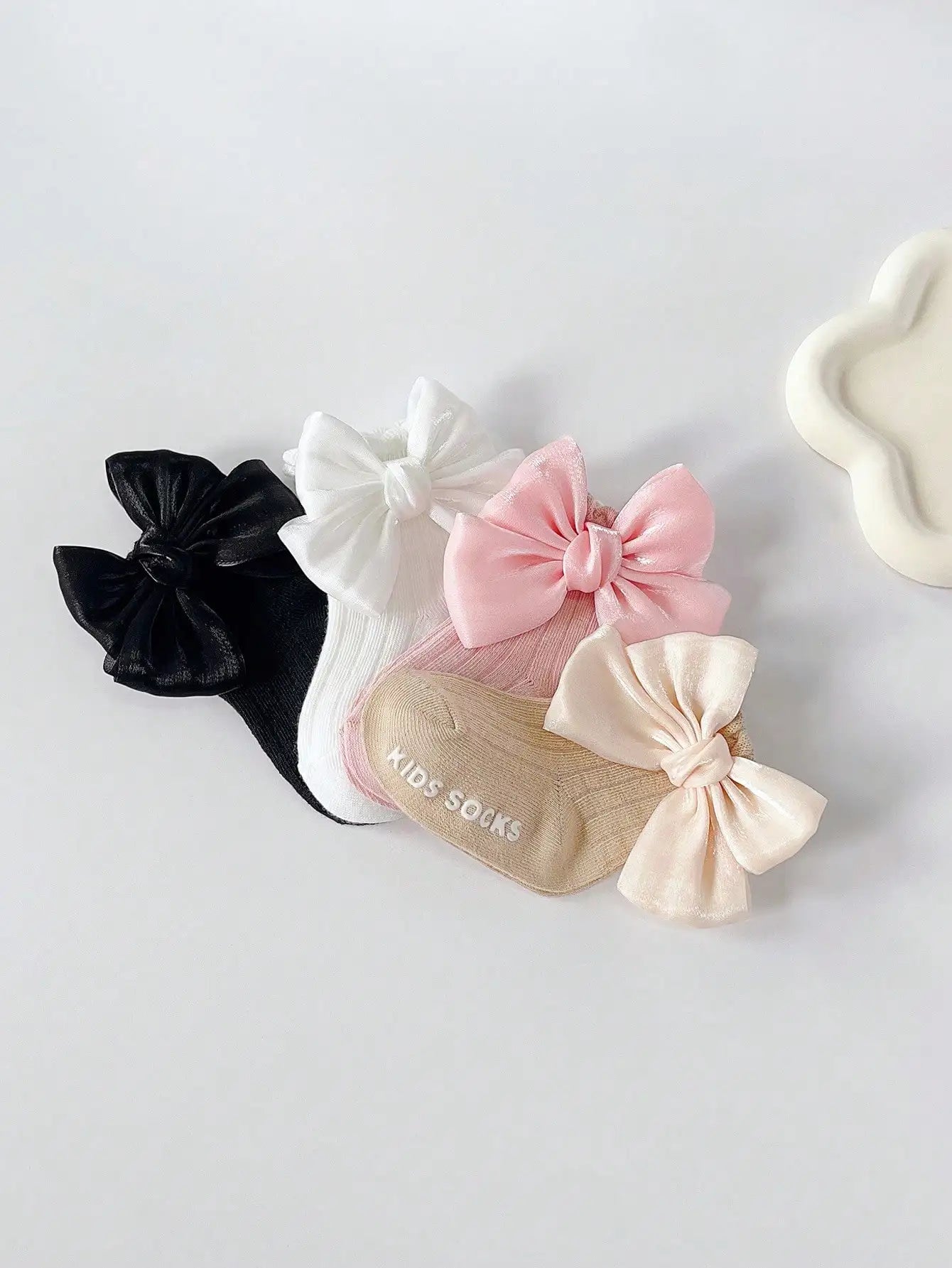 4 Pairs Baby Bow Soft Learning Step Anti Slip Floor Baby Ankle Socks